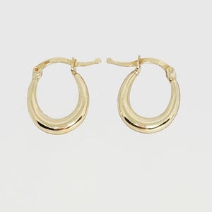 10K Yellow Gold Small Hoop Earrings, Gold Oval Hoop Earrings, Gold Plain Hoops, Hollow Gold Hoops, Dainty Gold Hoop Earrings, 14MM x 11MM