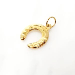 14K Yellow Gold VINTAGE Horseshoe, Gold Lucky Charm, Gold Horseshoe Charm, Dainty Horseshoe Charm, Graduation Gift, Gift for her, 13x13MM