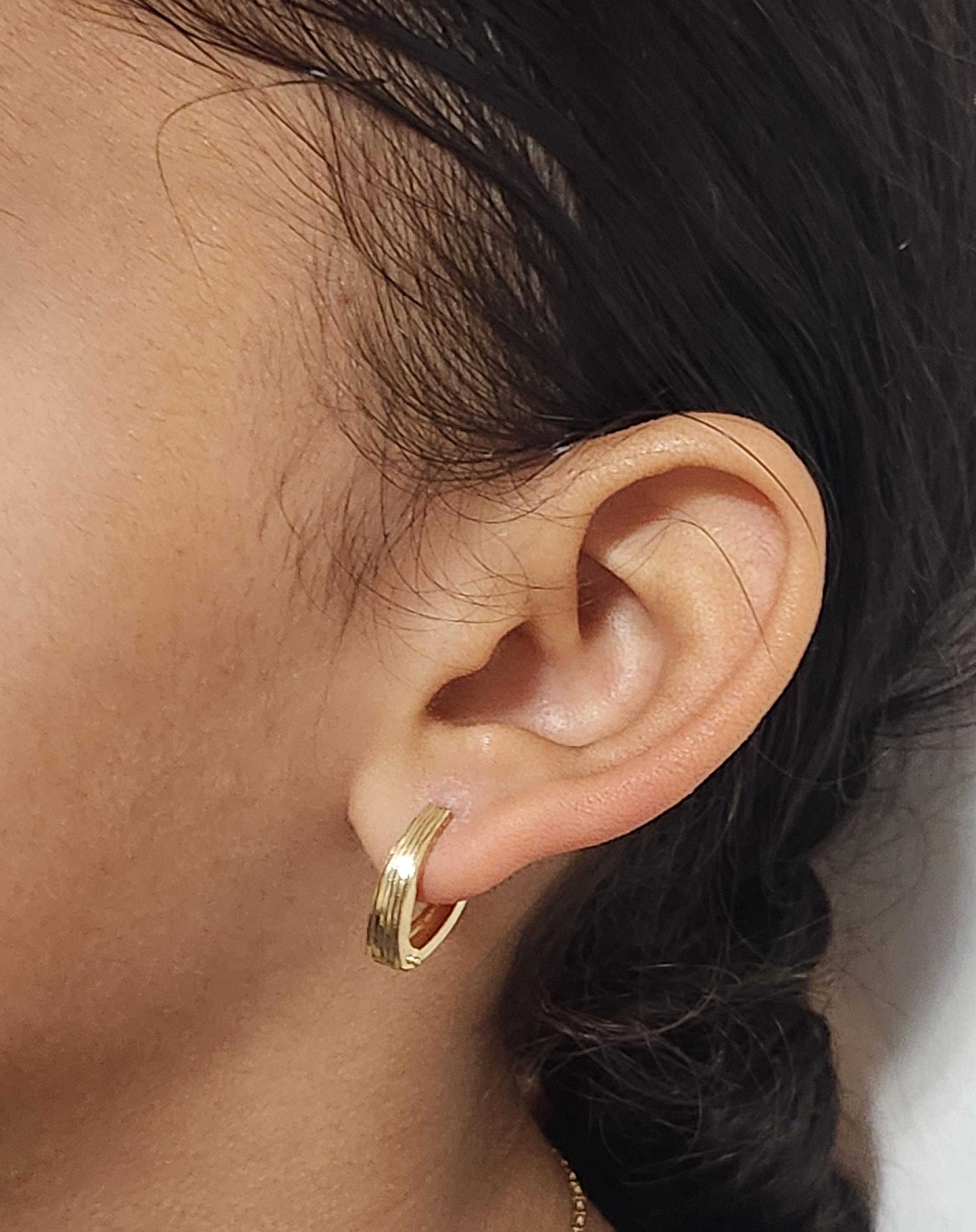 Orecchini Nodo d'Amore Lucidi in Oro 14K 10,5mm