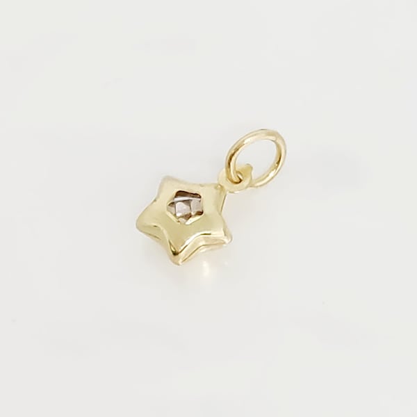 Dije de estrella PEQUEÑO de oro amarillo de 10 quilates, MICRO dije, dije de piedra preciosa, dije de estrella abultada, dije delicado, dije minimalista, joyería de estrella, 6 mm x 6 mm