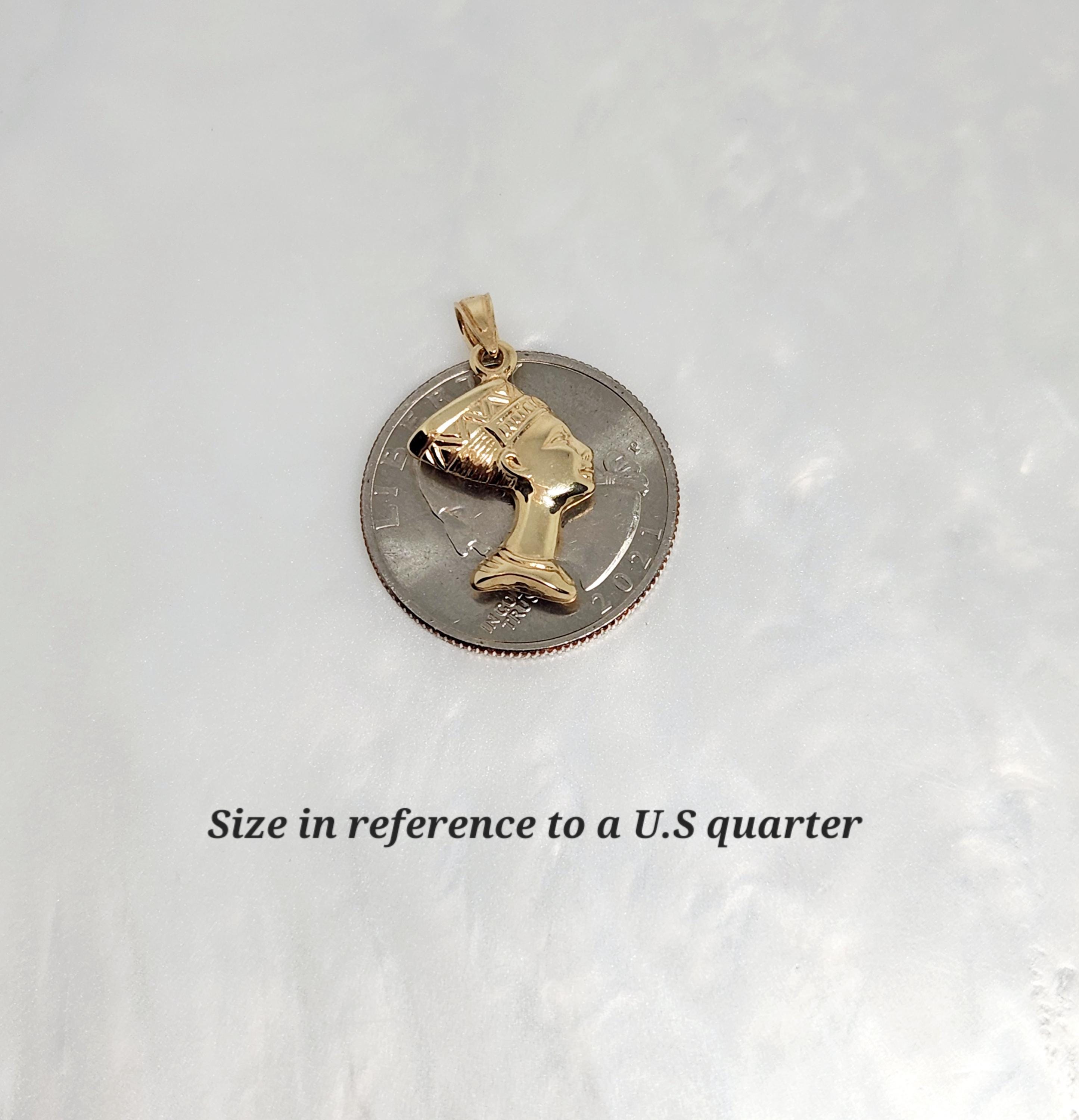 ネフェルティティ チャーム ゴールドトーン Amazon.com: 14K Gold Queen Nefertiti Charm Egyptian Jewelry