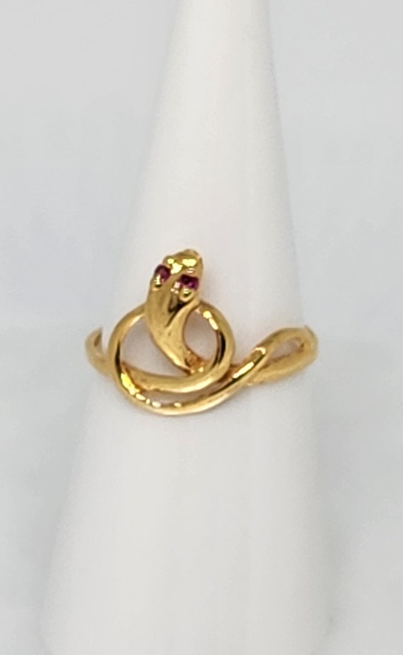 10K Genuine Gold VINTAGE Snake Ring, Stone Snake R