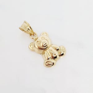 Ciondolo a forma di orsetto in oro giallo 10 carati, orsetto gonfio in oro, piccolo ciondolo a forma di orsetto in oro, orsetto gommoso in oro, regalo per bambini, ciondolo a forma di orsetto in oro, 13 mm x 11 mm