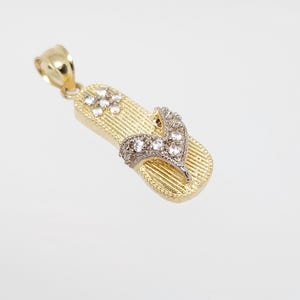 14K Real Gold Slipper, Gold Shoe Pendant, Gold Flip Flop, Gold Sandal, Gold Fashion Charm, Gold Summer Sandal, Glamor Sandal, 22mm x 10mm