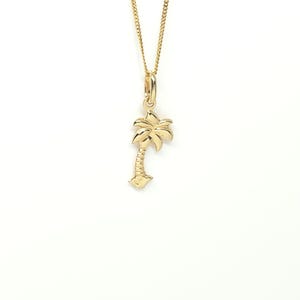 14K geelgouden boombedel, gouden palmboombedel, geribbelde boombedel, gouden tropische boom, botanische sieraden, gouden gezwollen boom, 16 mm x 10 mm afbeelding 15