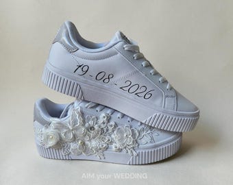 Zapatillas de novia personalizadas, zapatos de boda de encaje, zapatillas de novia con perlas, zapatos de boda pintados a mano, personalizados con nombre y fecha | zapatillas de boda
