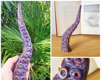 Grande tentacule  violette en porcelaine * Octopus * Décoration marine * Cabinet de curiosité * céramique * kraken * gothique * Cthulhu *