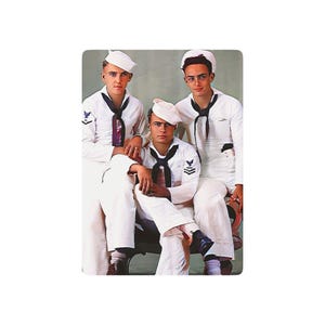 Cartas de póquer con fotografías antiguas de Hommes 008 LGBTQ+ Historia militar Baraja de colección de marineros de la marina Legado queer Edición limitada