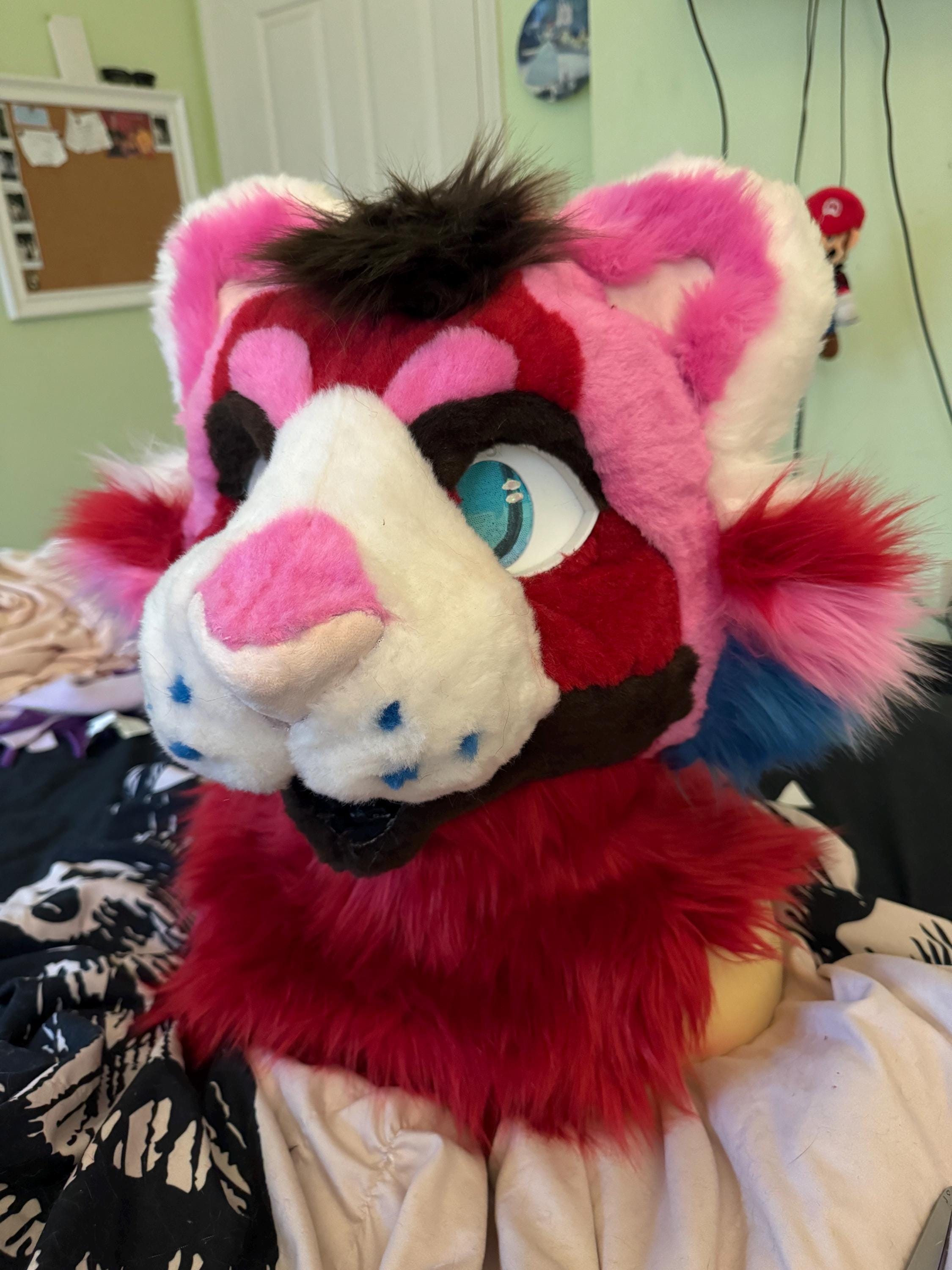 HQ Lion Fursuit: LED Eyes, Fully Lined