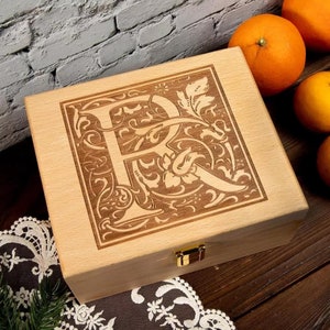 Personalisierte Buchenholz Rezeptbox, erste Rezeptbox, Erbstück Aufbewahrungsbox, Hochzeits- / Duschgeschenk, Muttertagsgeschenk, gravierte Box