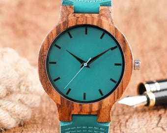 Personalized Bamboo Watch: Engraved Wooden Timepiece with Leather Band