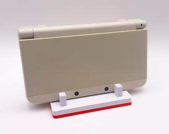 Nintendo 3DS Display Stand: Red & White Console Holder (2-Pack)