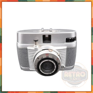 Appareil photo ancien moyen format Bilora Bella 44. Production de 1958.