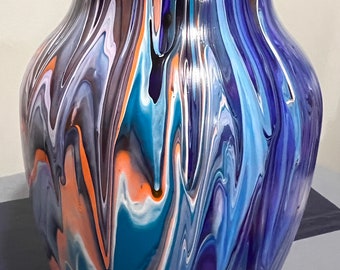 Acrylic bright paint pour vase