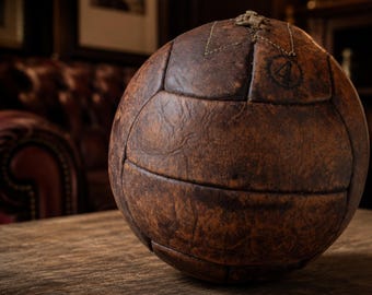 ヴィンテージレザーT字型1930年代サッカーボール - Etsy 日本