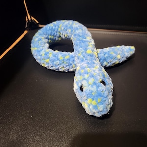 Crochet mini snake