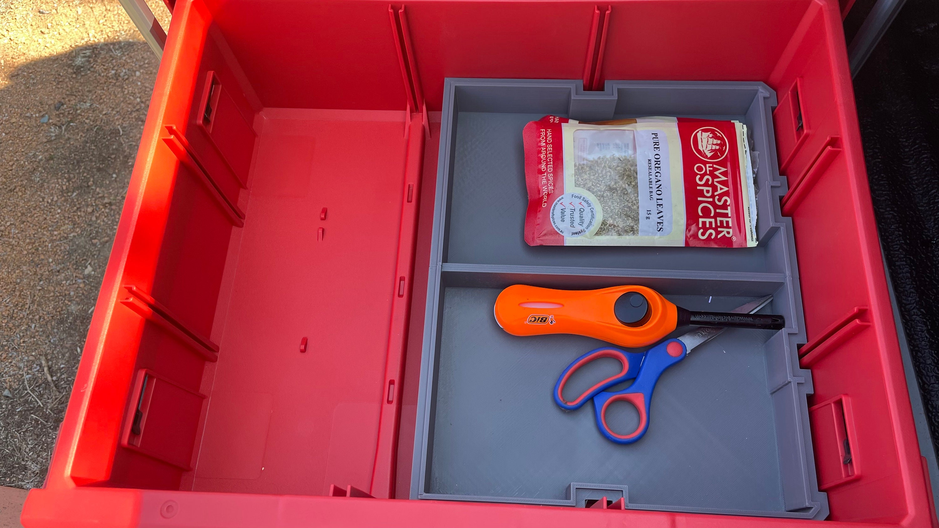 Milwaukee 2 Drawer Over-landing / Camping Cutlery and Storage 