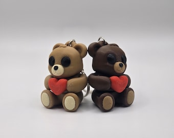 Cute Teddy Bear Keychain with Heart – 3D Printed Gift – Cute Romantic Gift – Handmade Love Token – Small Gift for Her or Him