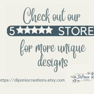 K&ouml;nnte beinhalten: Ein Bild mit dem Text "Check out our 5-Sterne STORE for more unique designs." Der Text ist handschriftlich in T&uuml;rkis gehalten. Die Etsy-Shop-URL befindet sich unten zusammen mit einem Logo.