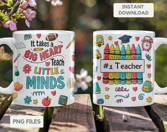 Pode incluir: Duas canecas de cerâmica branca com designs com tema escolar. Uma caneca diz "It takes a BIG HEART to Teach LITTLE MINDS". A outra caneca diz "#1 Teacher" com um design de lápis de cor. Ambas as canecas têm ilustrações escolares.