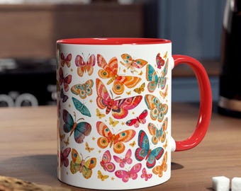 Caneca de presente de borboleta com ilustração colorida de mariposa, presente inspirado na natureza para jardineiros e amantes de insetos.