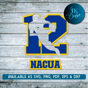Op de afbeelding: Een blauw en geel nummer 12 met een wit silhouet van een voetballer in het nummer. De naam "NACUA" staat in gele letters op een blauwe achtergrond.