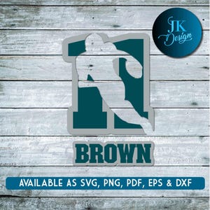 Op de afbeelding: Een teal en grijze afbeelding van een American football speler silhouet met de naam "BROWN" eronder. Het ontwerp is beschikbaar als SVG, PNG, PDF, EPS & DXF bestanden. De afbeelding heeft een blauwe cirkel met de tekst "JK Design".