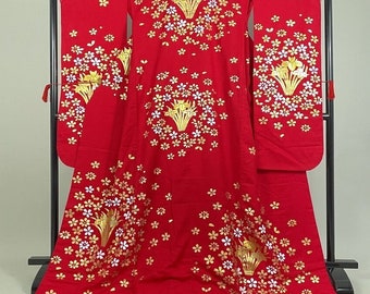 Japanese Kimono Uchikake Luxurious Wedding Pure Silk K104