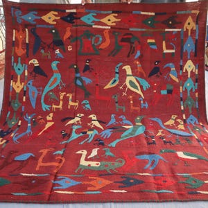 5&#39;5x5&#39;9 ft Red Suzani Flatweave Rug, Afghan Vintage Uzbek Suzani Kilim Rug, Pictorial Tribal Handmade Boho Square Rug, Wall Hanging Deco Rug