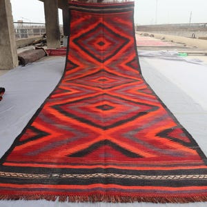 Alfombra Kilim antigua hecha a mano de tejido plano turcomano Ghalmori de 1,2 x 4,5 m, alfombra de pasillo geométrica roja, alfombra de lana tribal afgana, alfombra oriental