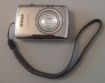 Nikon Coolpix S01, digital camera, compact camera, rarity, rare