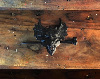 Haarspange mit Drachenschädel