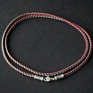 Collier cordon vert-rouge Collier cordon de soie 3 mm Dentelle de soie avec fermoir en argent 925 Cordon tressé pour bijoux Collier cou soie vert rouge