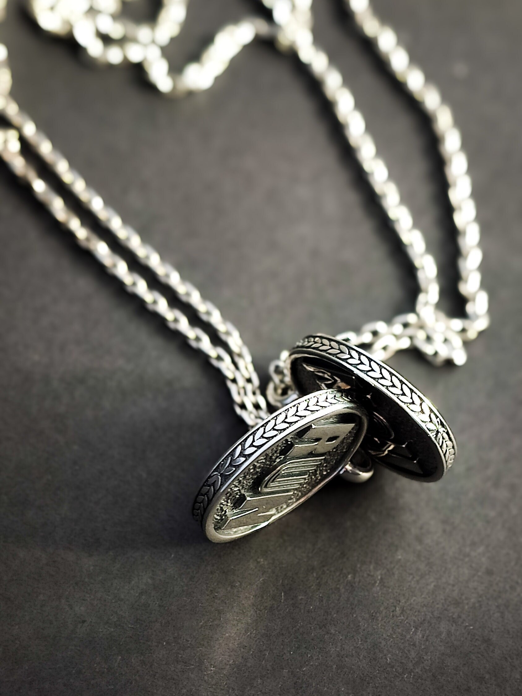 Sterling Silver RUN Pendant Necklace - Marathon Runner Gift - Etsy