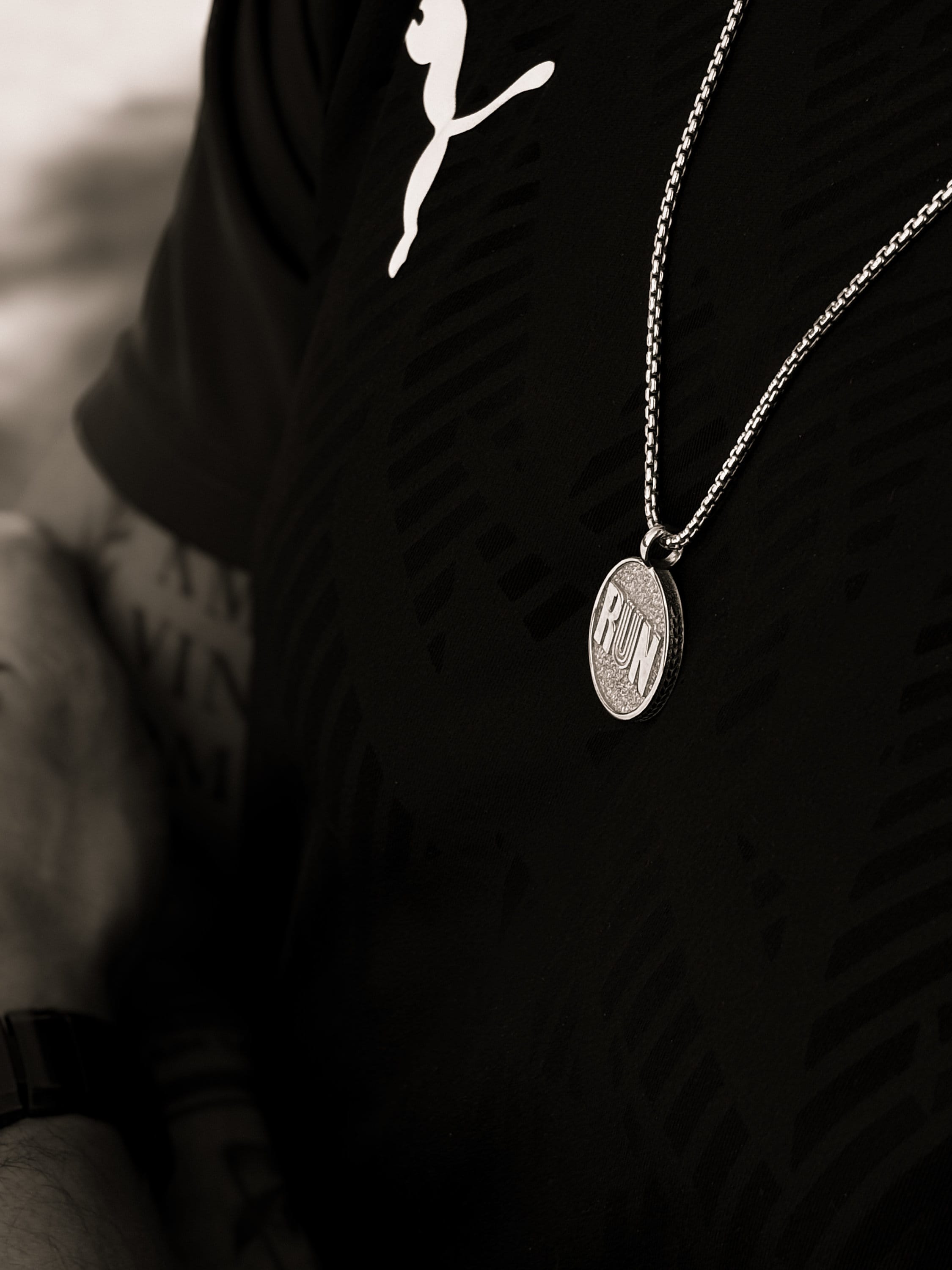 Sterling Silver RUN Pendant Necklace - Marathon Runner Gift - Etsy