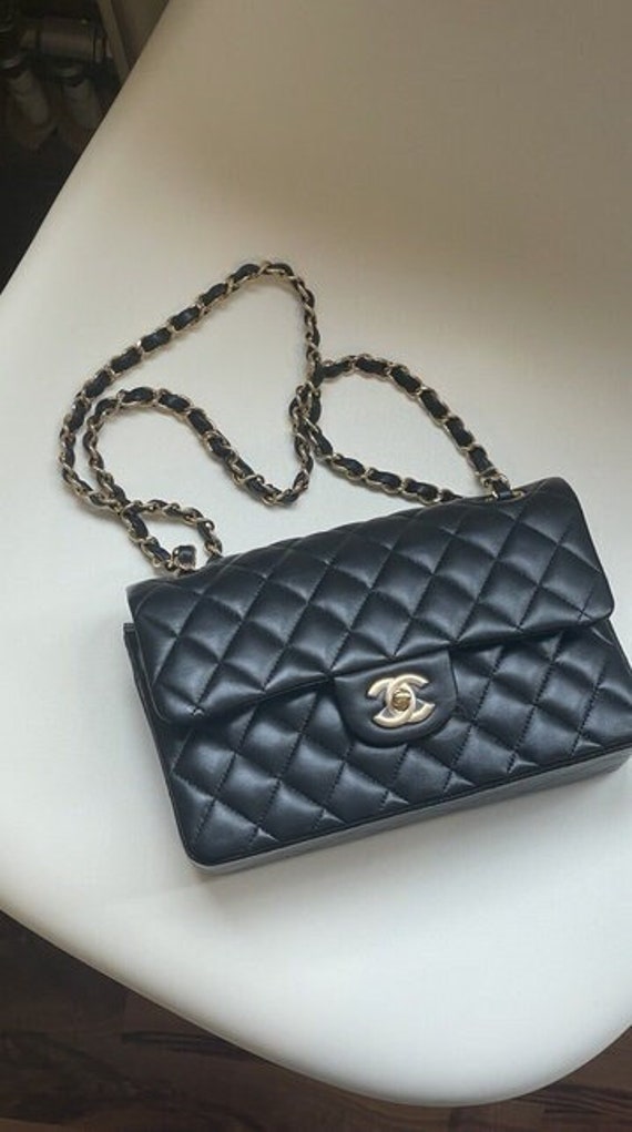 CHANEL classic flap bag small