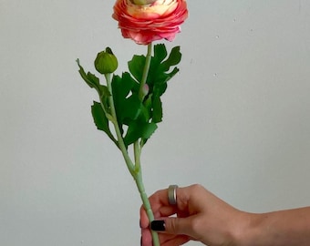 Real Touch Ranunculus Stem: Bukiet z jedwabnych kwiatów polnych, dekoracja półki na książki