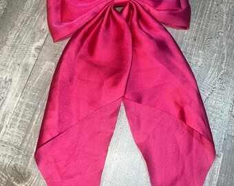 Fuschia hair bow clip