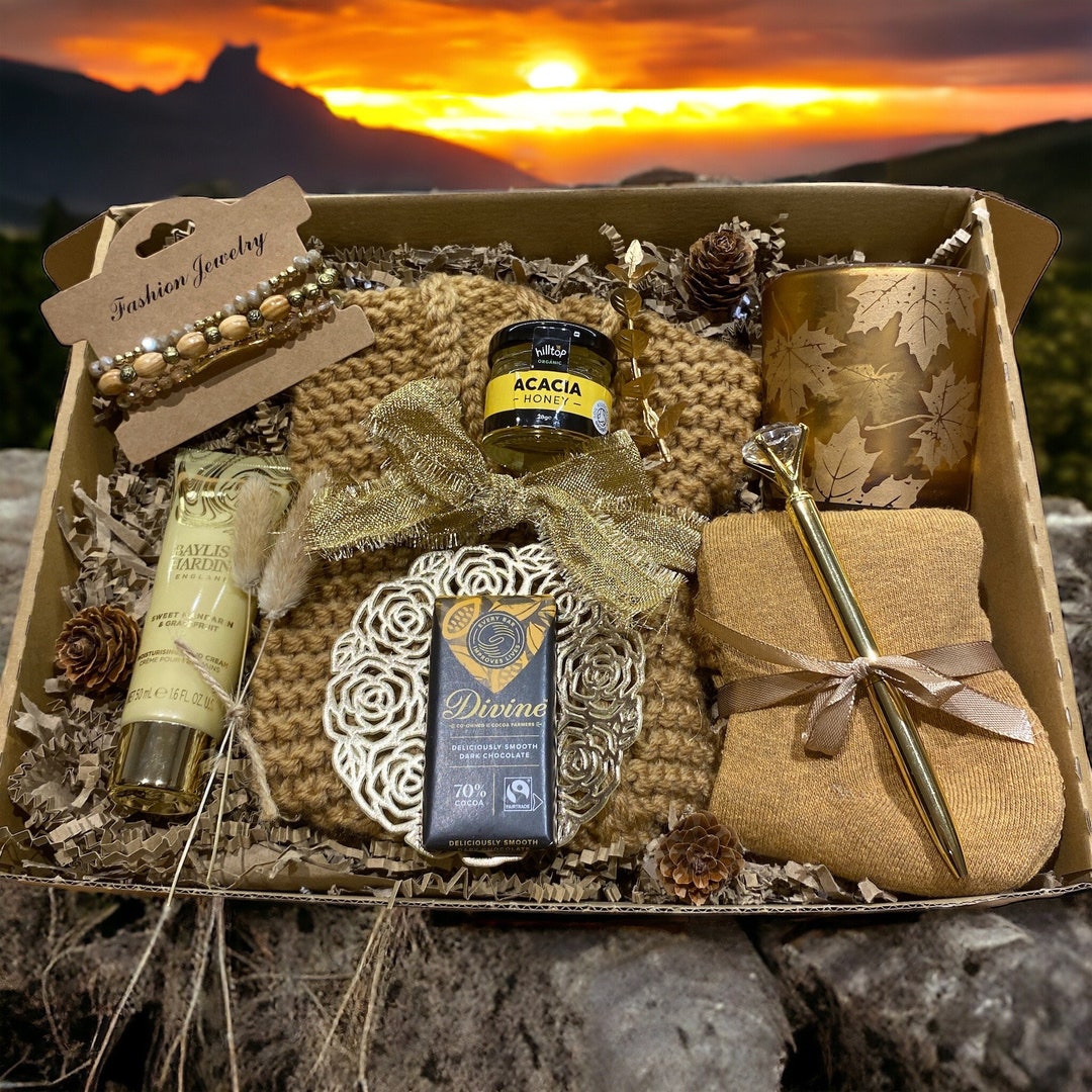 Birthday Spa Hamper Gift for Her, Gift Box for Her, Mothers Day Gift