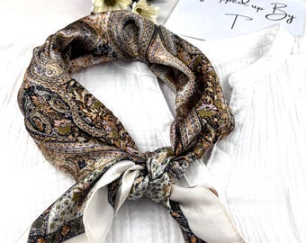 Olijfgroene zijden paisley-sjaal, bandana in vintage-stijl