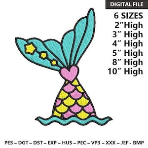 Puede incluir: Un diseño de bordado de cola de sirena colorido con un corazón rosa, escamas amarillas y rosas y aletas azules. El diseño incluye seis tamaños: 5 cm, 7,5 cm, 10 cm, 12,5 cm, 20 cm y 25 cm.