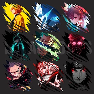 Puede incluir: Una cuadrícula de nueve ilustraciones de personajes de anime, cada una enmarcada por recortes negros en forma de zarpazos. Los personajes presentan colores vibrantes como amarillo, azul, rojo, verde y negro, con diversas expresiones.
