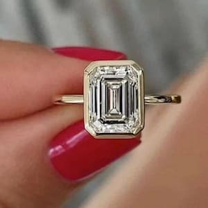 2 Karat Moissanit Smaragdschliff Ring: 14K Gelbgold Solitär