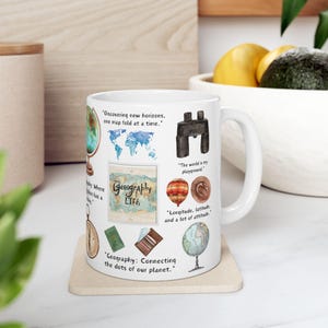 Tazza Geografia / Tazza da caffè per amanti delle mappe / Regalo per insegnanti di geografia / Tazza per studio di viaggio / Regalo per esploratori con bussola e globo