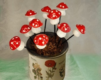 Mushrooms Pot Decor (Set of 10) Flower Pot ornaments on Sticks, Plant stake, Garden accessories, Houseplant Gift, Home Decor