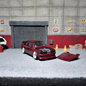 ホットウィール カリフォルニア カスタム　BMW 323i E30コンバーチブル Amazon | 【ホットウィール 2013】#172 1992 BMW M3 (E30