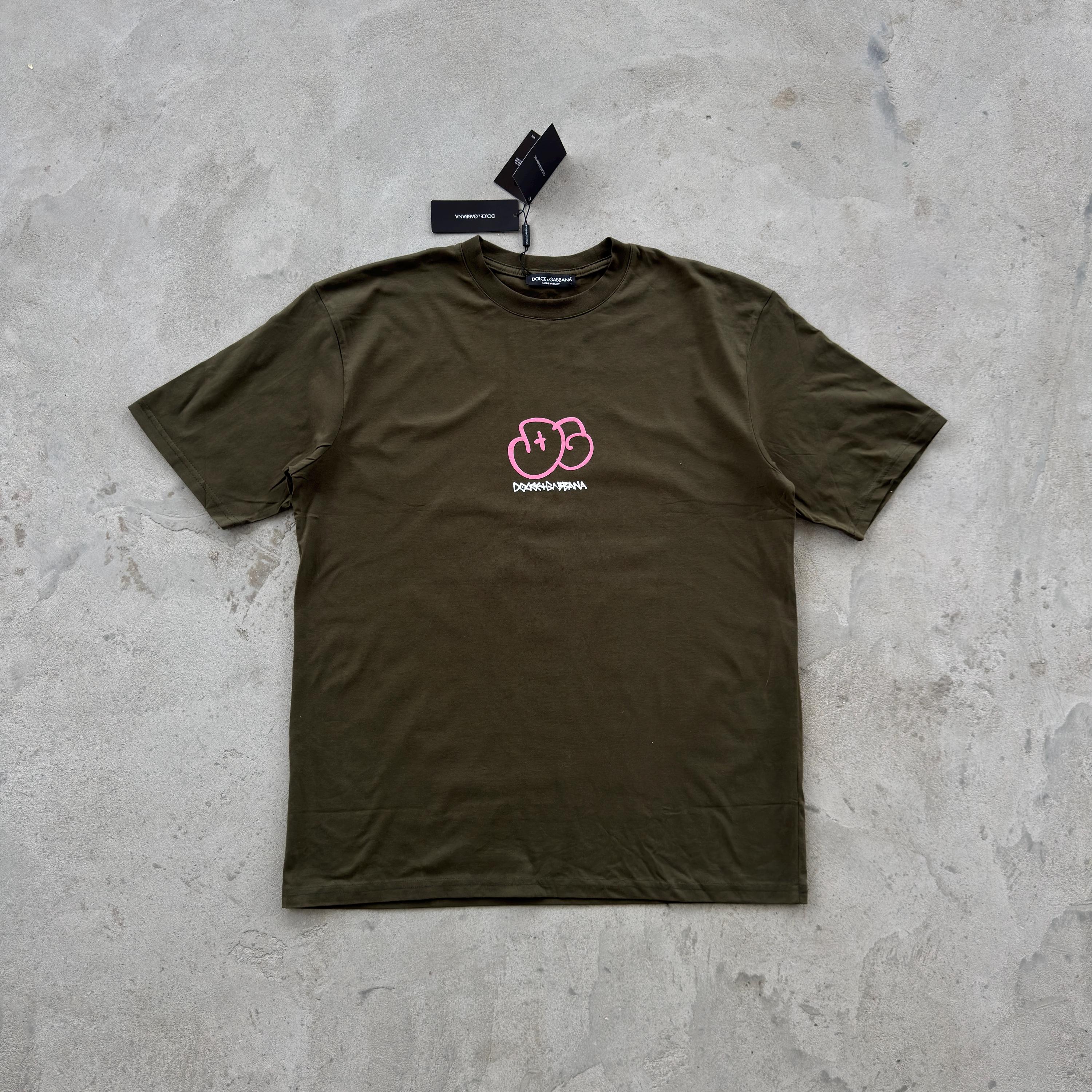 Vintage Dolce & Gabbana Graphic T-shirt Olive Green Pink Logo Tee