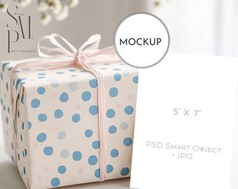 5x7" Card Mockup, Gift Stationery, Smart Object (PSD, JPG)