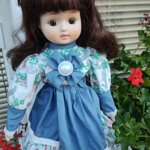 vintage porcelain doll, gift, old doll,colector gift. porcelian