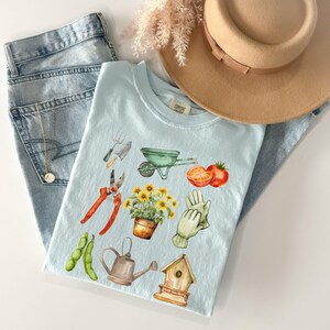 Camiseta de jardinería Comfort Colors®, camiseta para amantes de las plantas, camiseta para mamás de plantas, camiseta de jardinería, camiseta de jardinero, camiseta de frutas, camiseta para amantes de la jardinería del Día de la Madre imagen 6